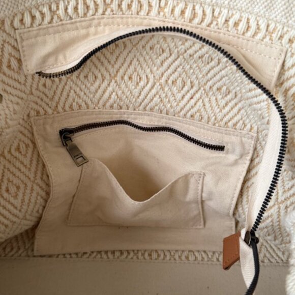 Jen & Co Diamond Woven Tote - EUC - Picture 8 of 12